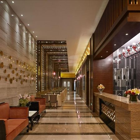 Sovereign Hotel Zhanjiang Exterior photo